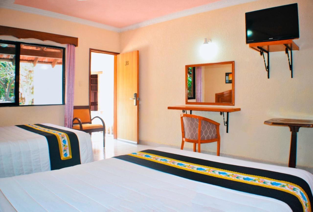 Hotel Hacienda Sanchez วัลลาโดลิด ภายนอก รูปภาพ