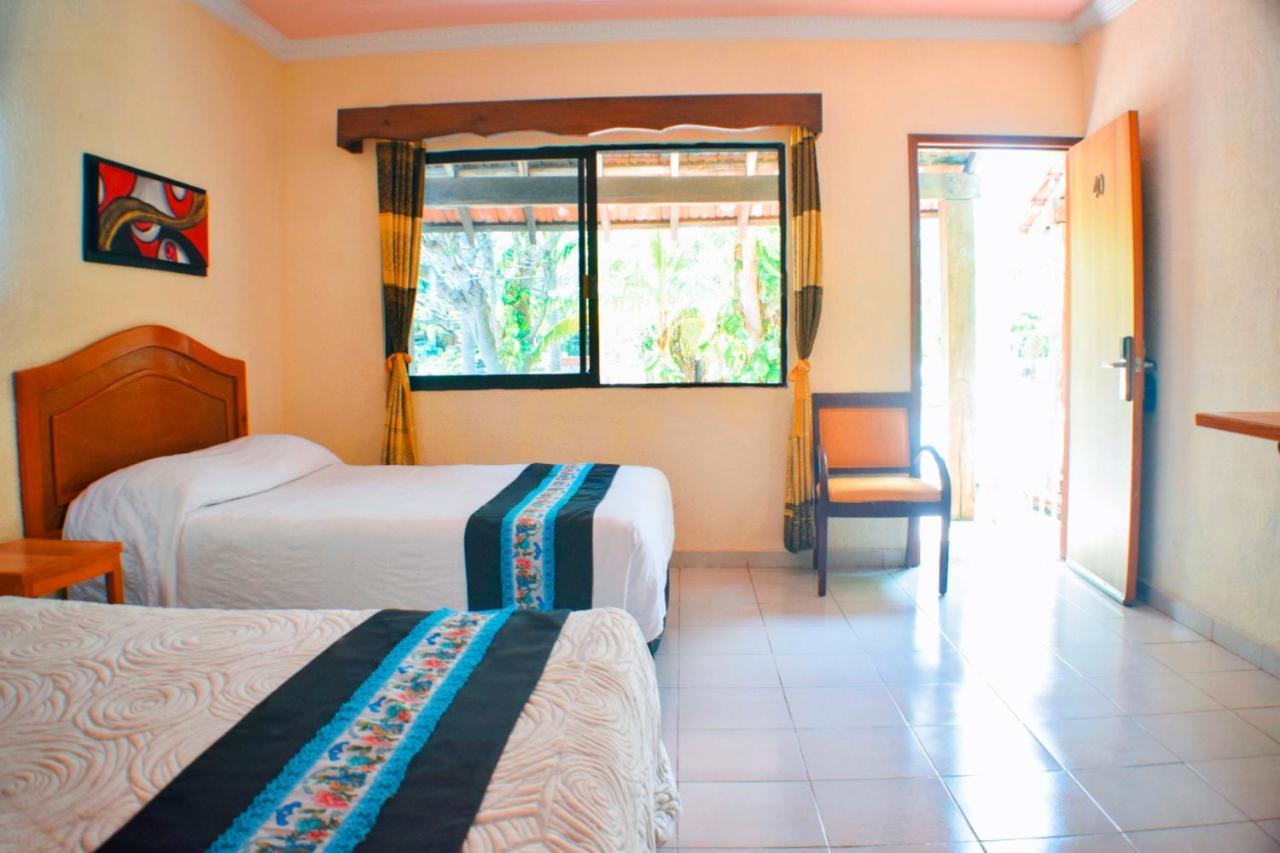 Hotel Hacienda Sanchez วัลลาโดลิด ภายนอก รูปภาพ