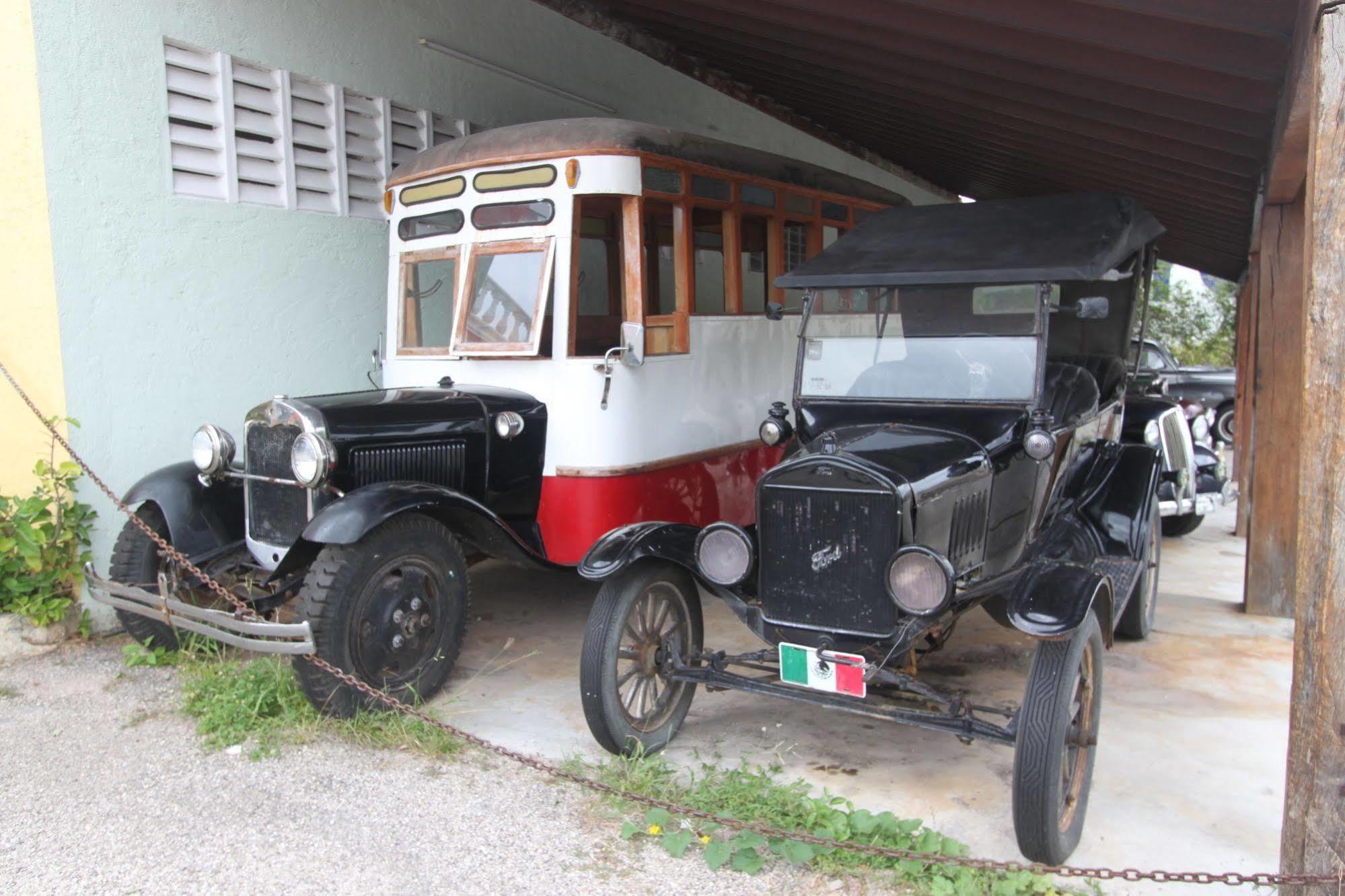 Hotel Hacienda Sanchez วัลลาโดลิด ภายนอก รูปภาพ